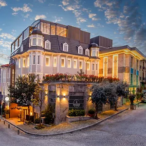 4* Hotel Amiral Palace